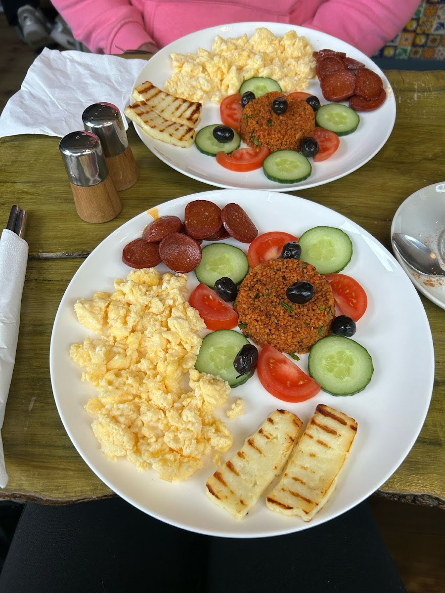 Cafe Blue Sage-4